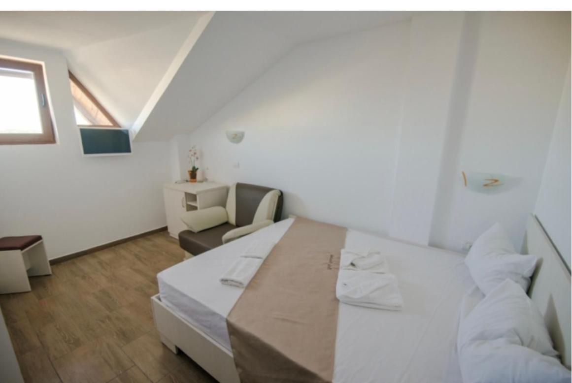 Complex Turistic Perla Venusului Hotel Ngoại thất bức ảnh